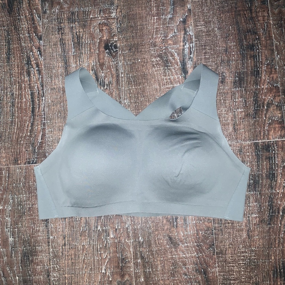 Lululemon Enlite Bra 36C